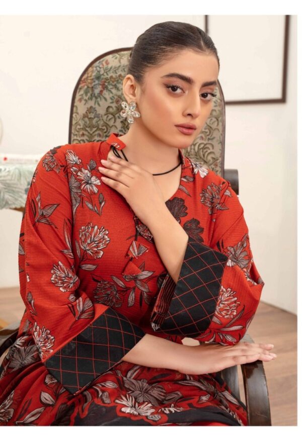 Sapphire 3Pc Bana Doriya Lawn Collection Design # 3 - Image 4