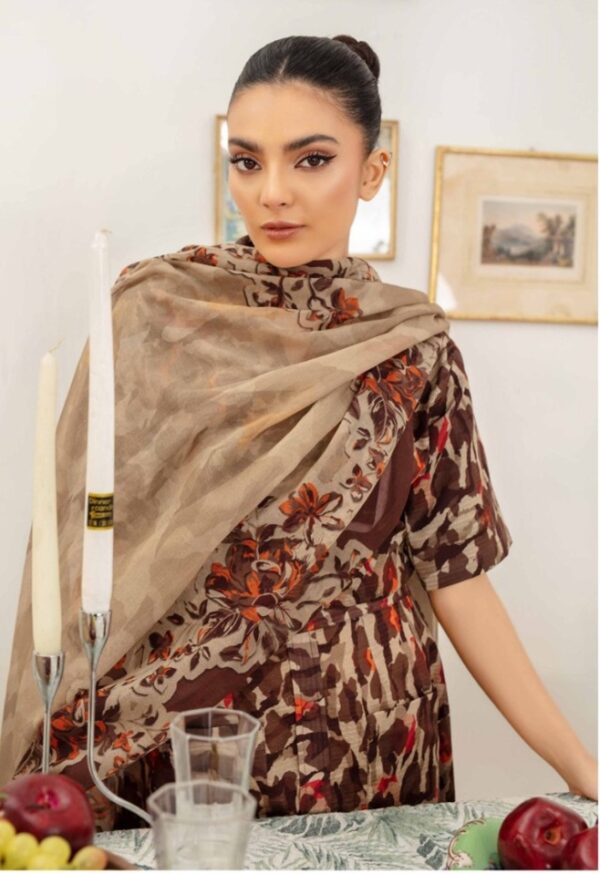 Sapphire 3Pc Bana Doriya Lawn Collection Design # 4 - Image 3